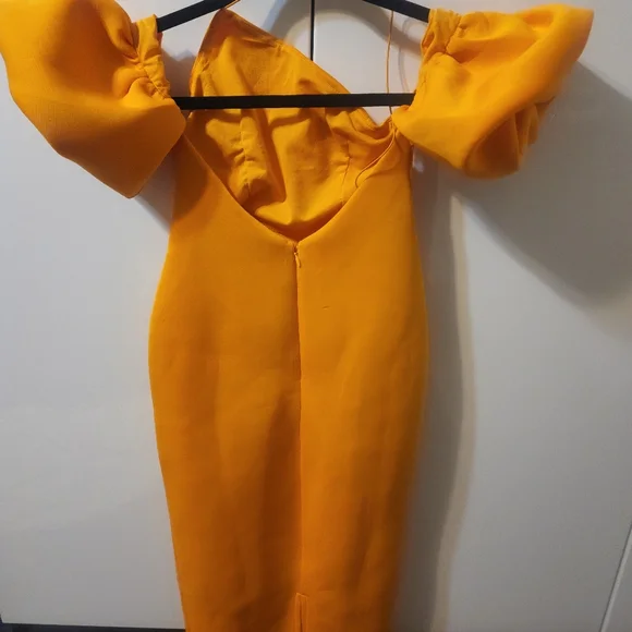 NWT ASOS Design Puff Sleeve Asymmetric midi dress, Size 4, Orange - Picture 4 of 7